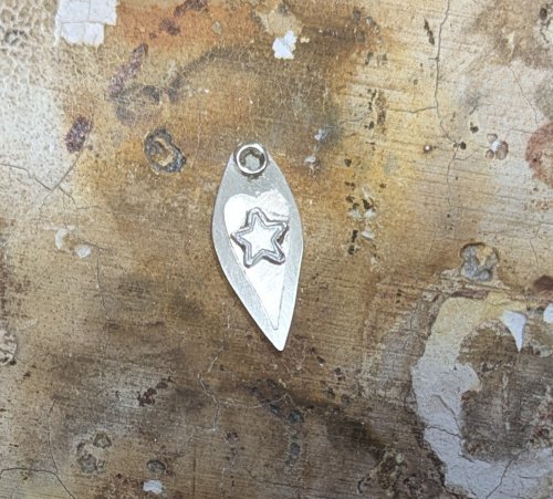 Judy Larson's Hearts and Flowers Charms - , Classic Wire Jewelry, Cutting, Cutting Tool, Cutters, Filing, Finishing, Butane Torch, Soldering, Solder, Design, Put medium paste solder
